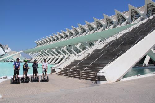 Los fotos de tour en segway por la ciudad de las artes y las ciencias